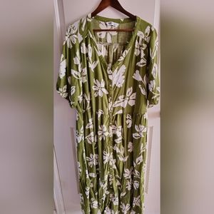 Sonoma Green and White Elbow Lenght Sleeve Maxi Sundress